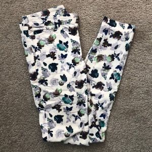 Club Monaco Skinny Corduroy Pants